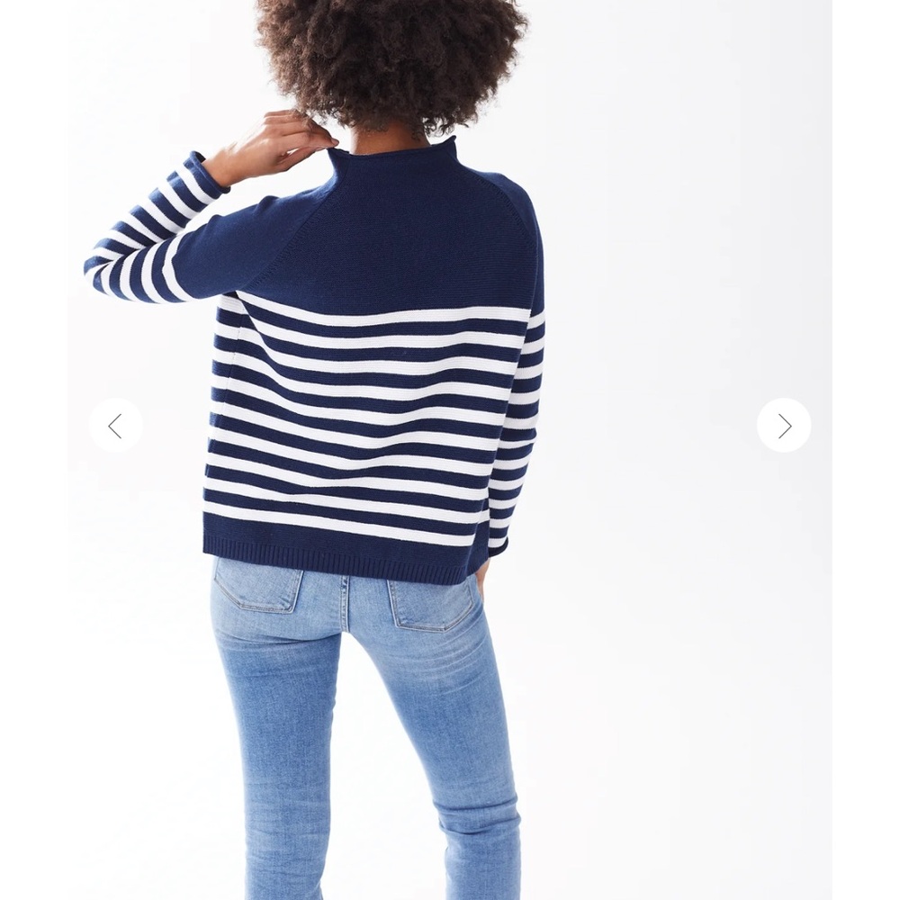 Alice Walk The Cotton Mockneck in Stripe, Emerald Green, White - Picture 3 of 12